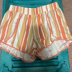 rue 21 striped flowy shorts